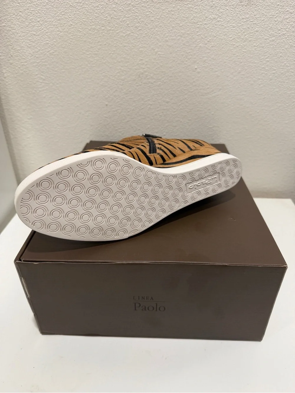 Linea Paolo Anna 3 Wedge Sneaker – Zebra Haircalf – Size 8M